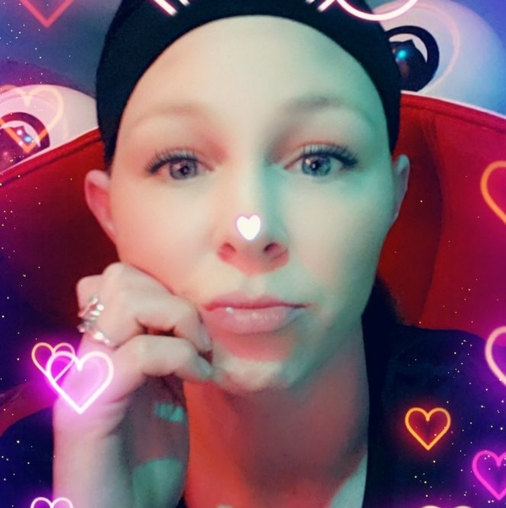 Meet your Posher, Crystal